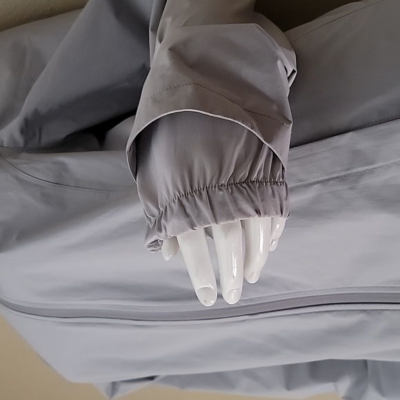 REI Co- Op  Windbreaker Jacket - Picture 3 of 13